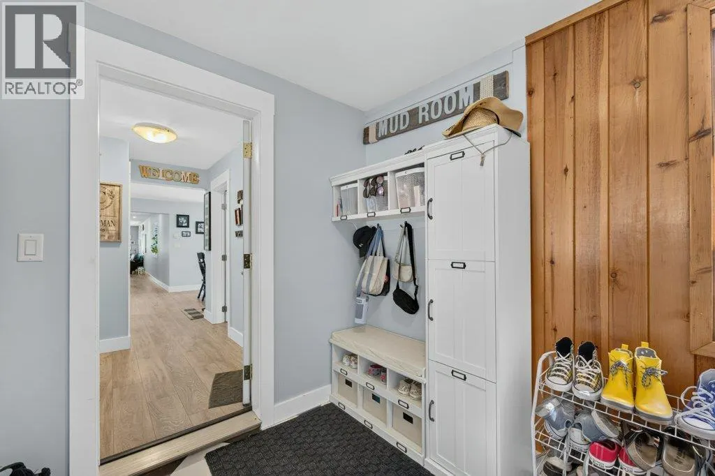 411 Christison Road SW