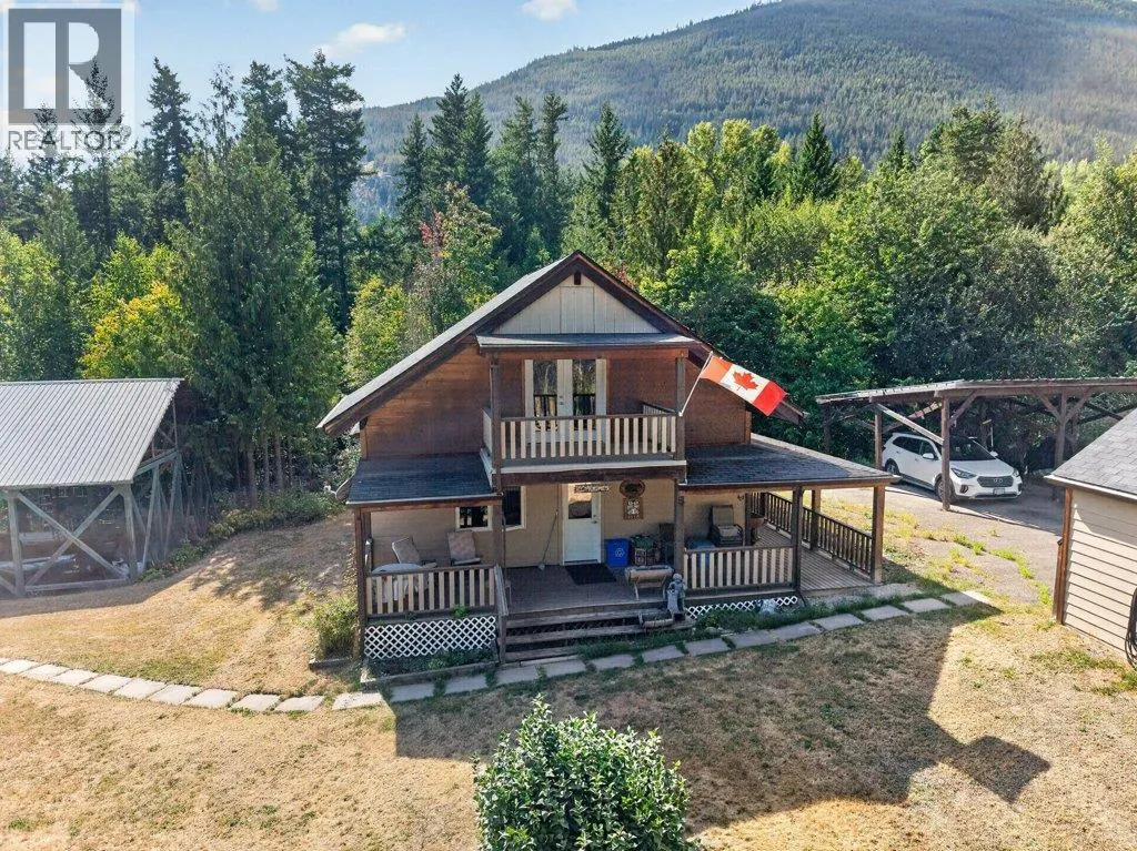411 Christison Road SW