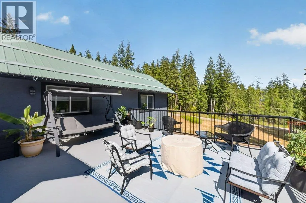 411 Christison Road SW