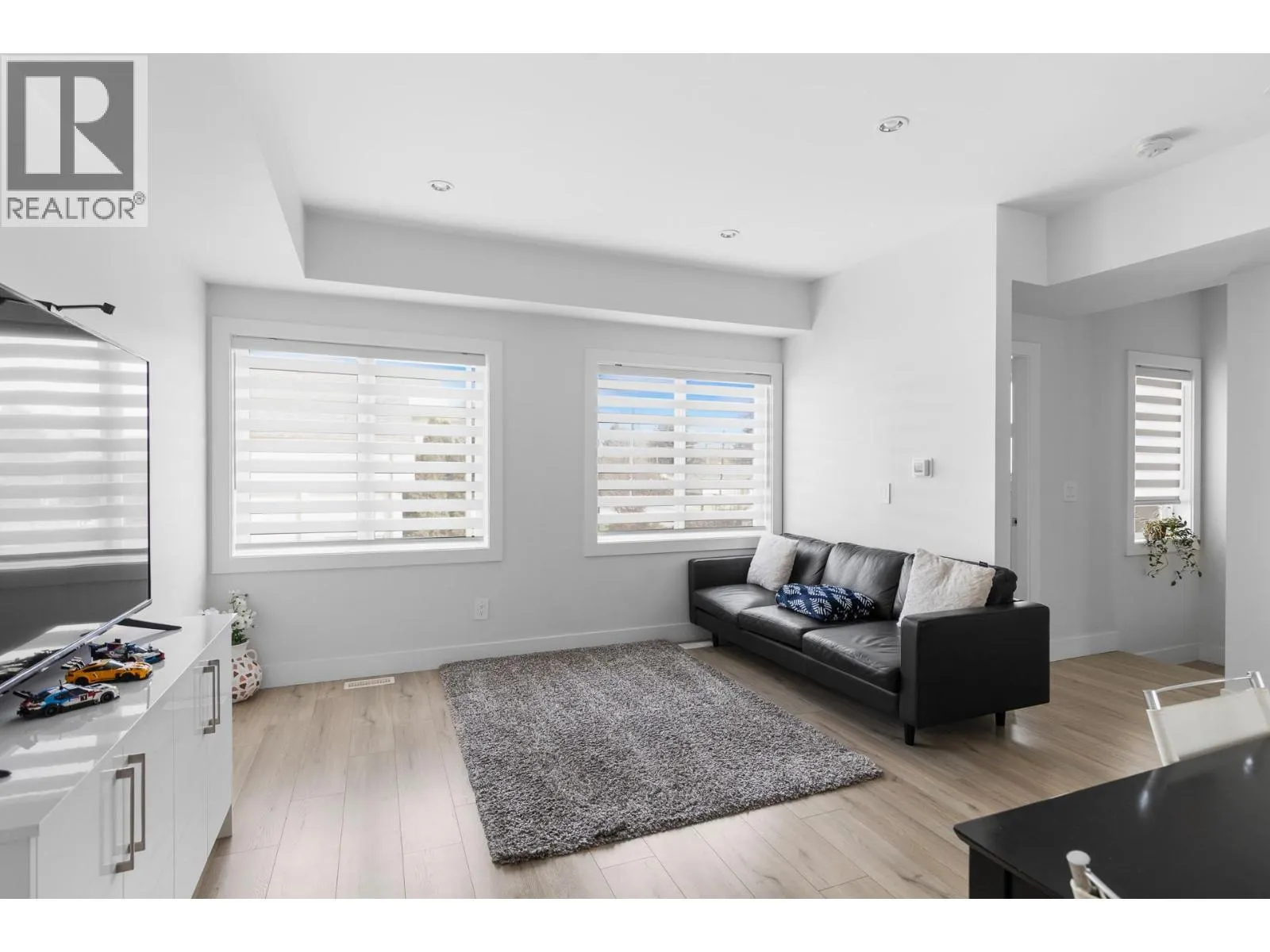 1354 Rutland Road N Unit# 2