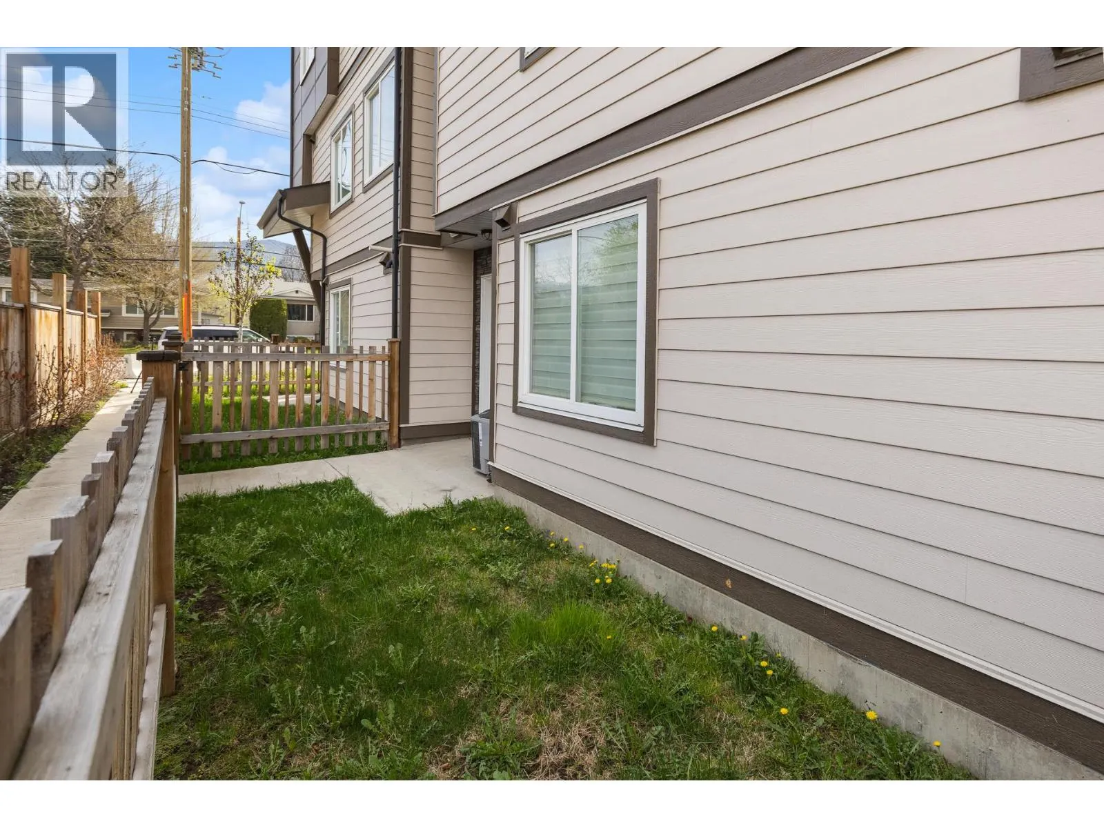 1354 Rutland Road N Unit# 2