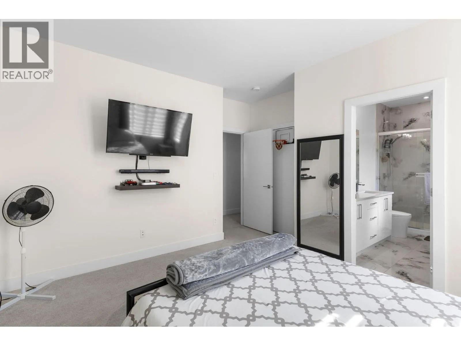 1354 Rutland Road N Unit# 2