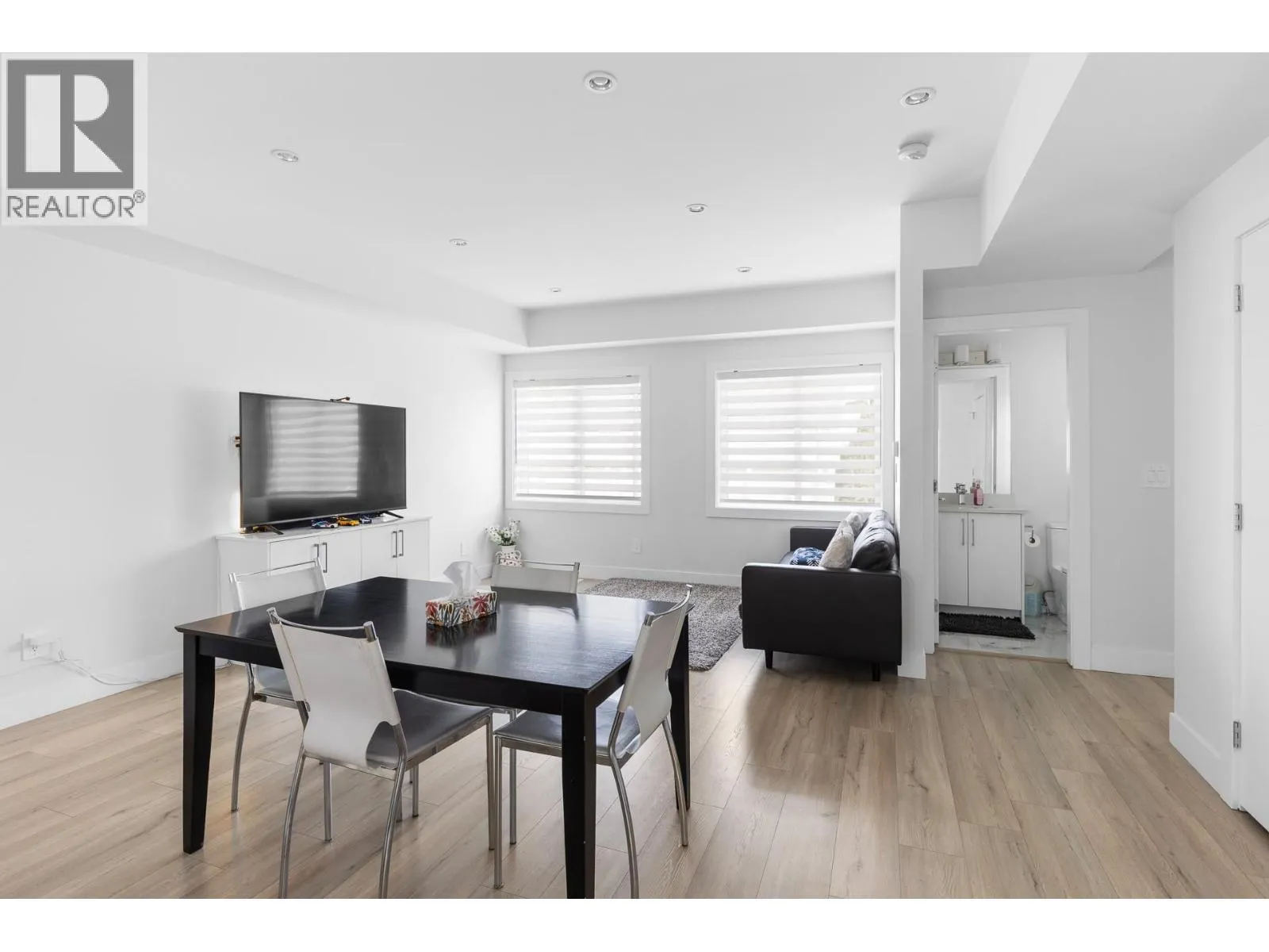 1354 Rutland Road N Unit# 2