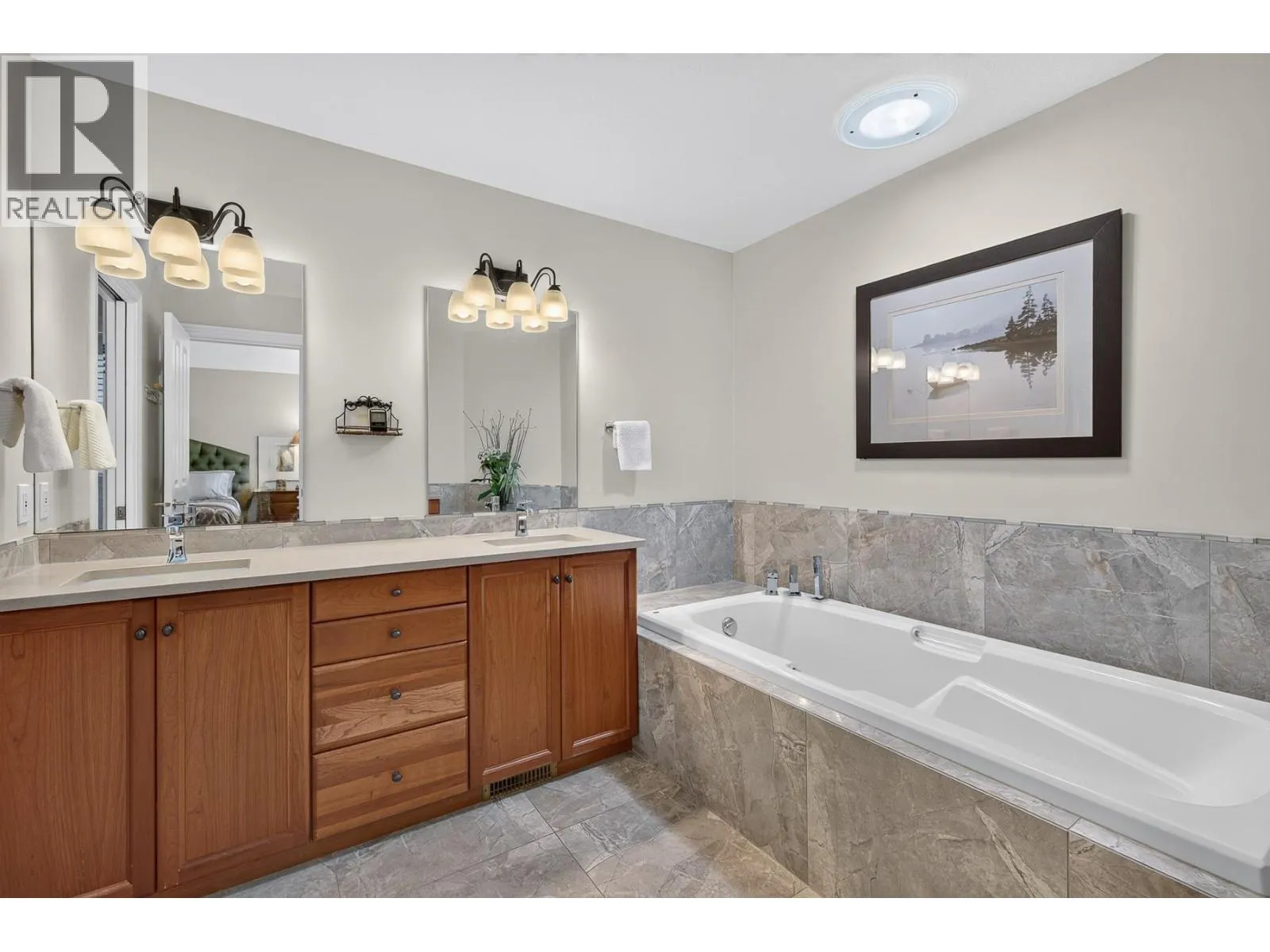 3901 Gallaghers Circle