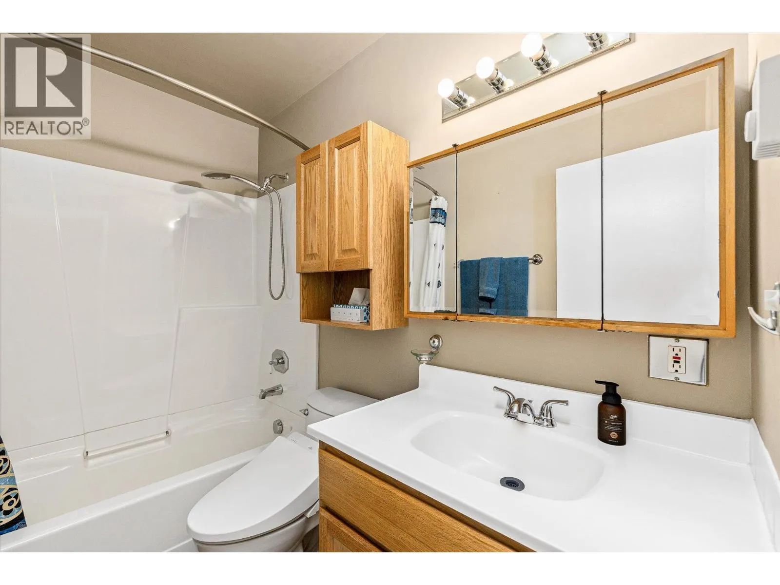 13890 Oyama Road