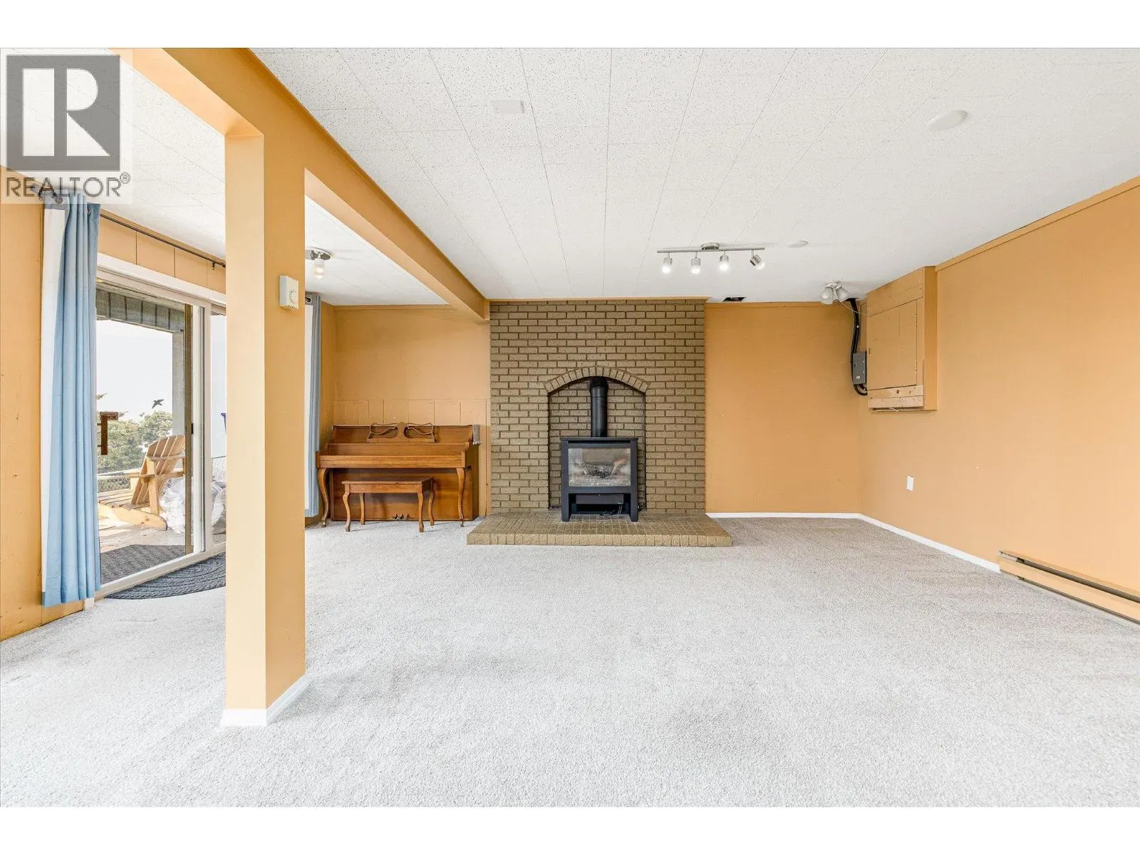 13890 Oyama Road