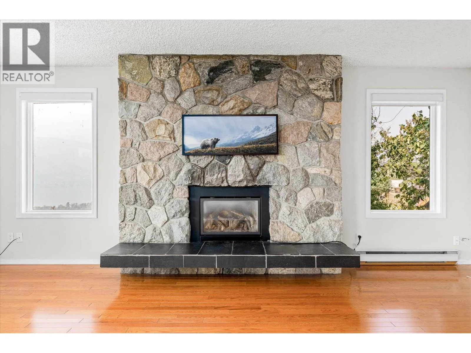 13890 Oyama Road