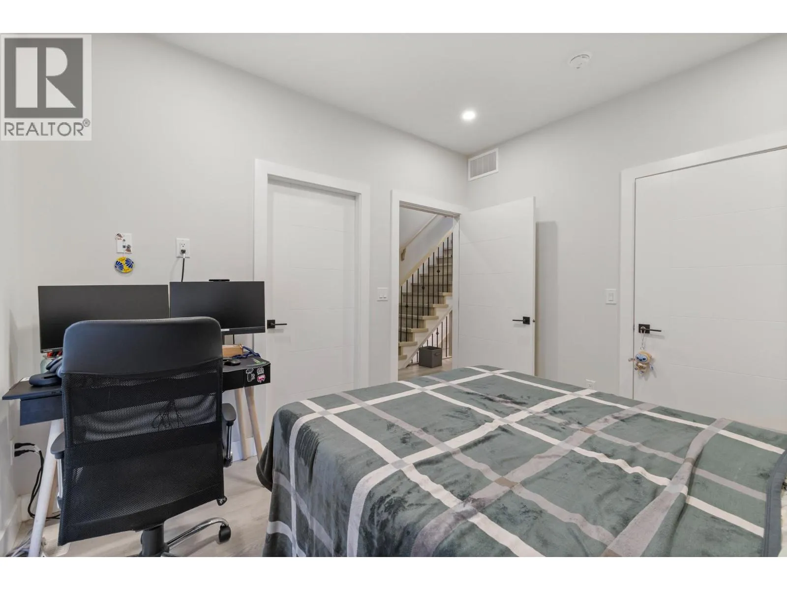 830 Glenwood Avenue Unit# 2