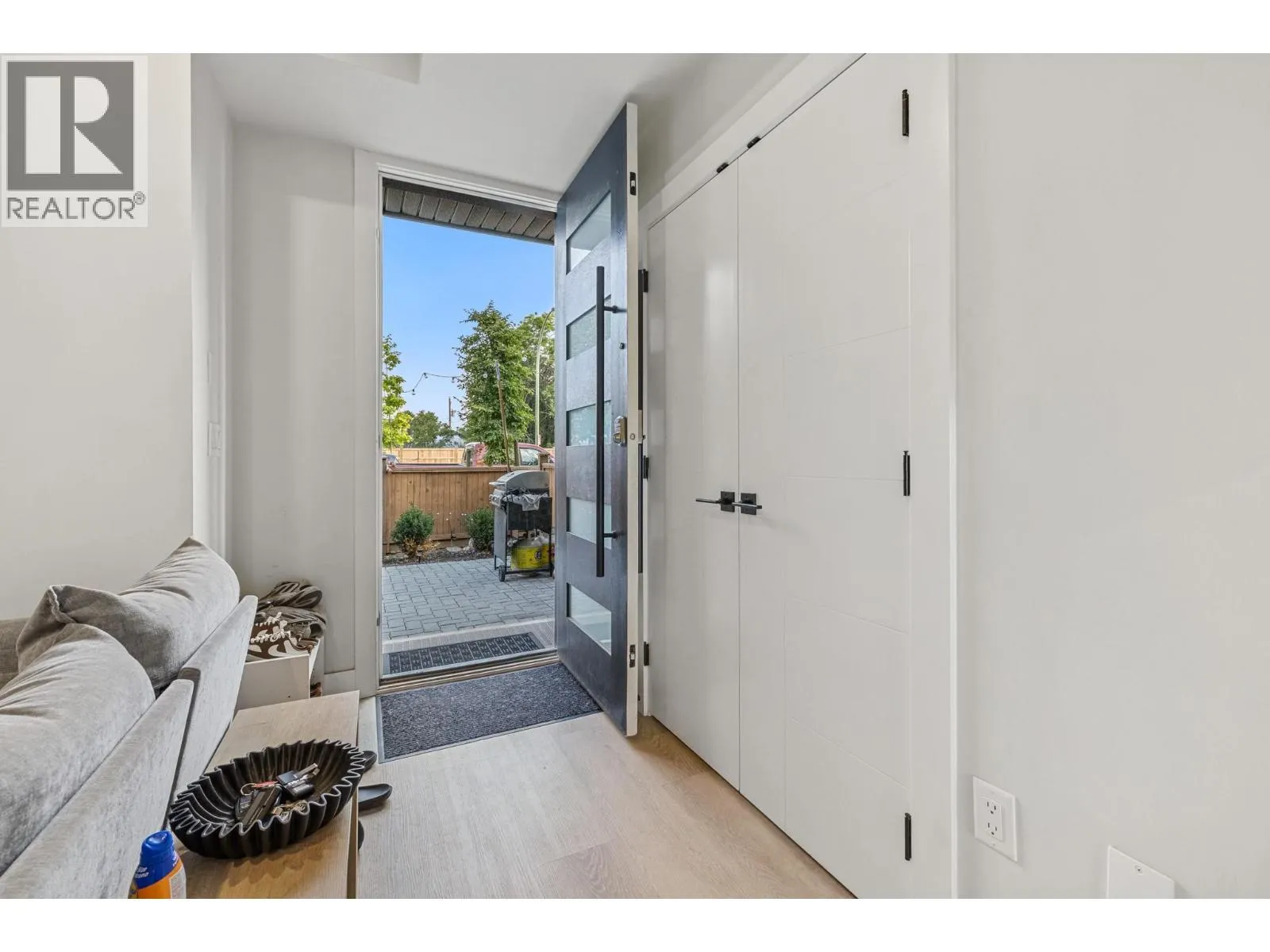 830 Glenwood Avenue Unit# 2