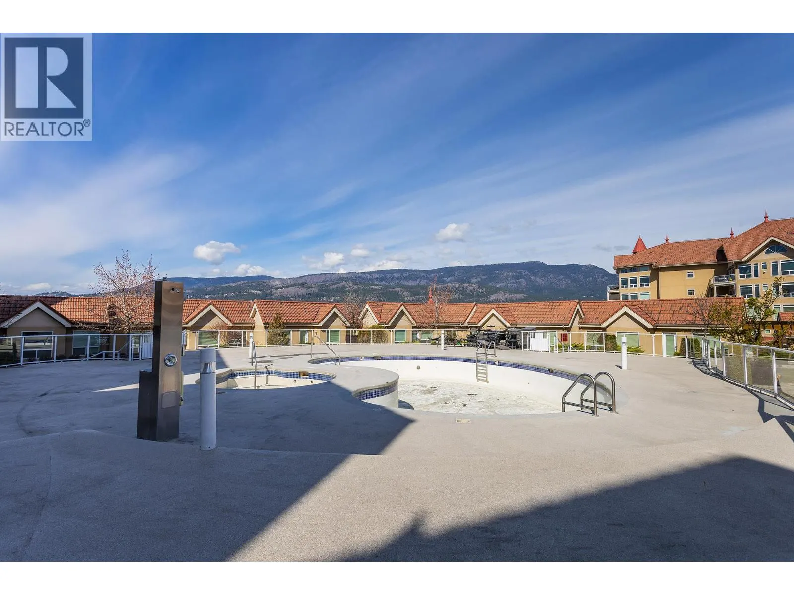 1088 Sunset Drive Unit# 247