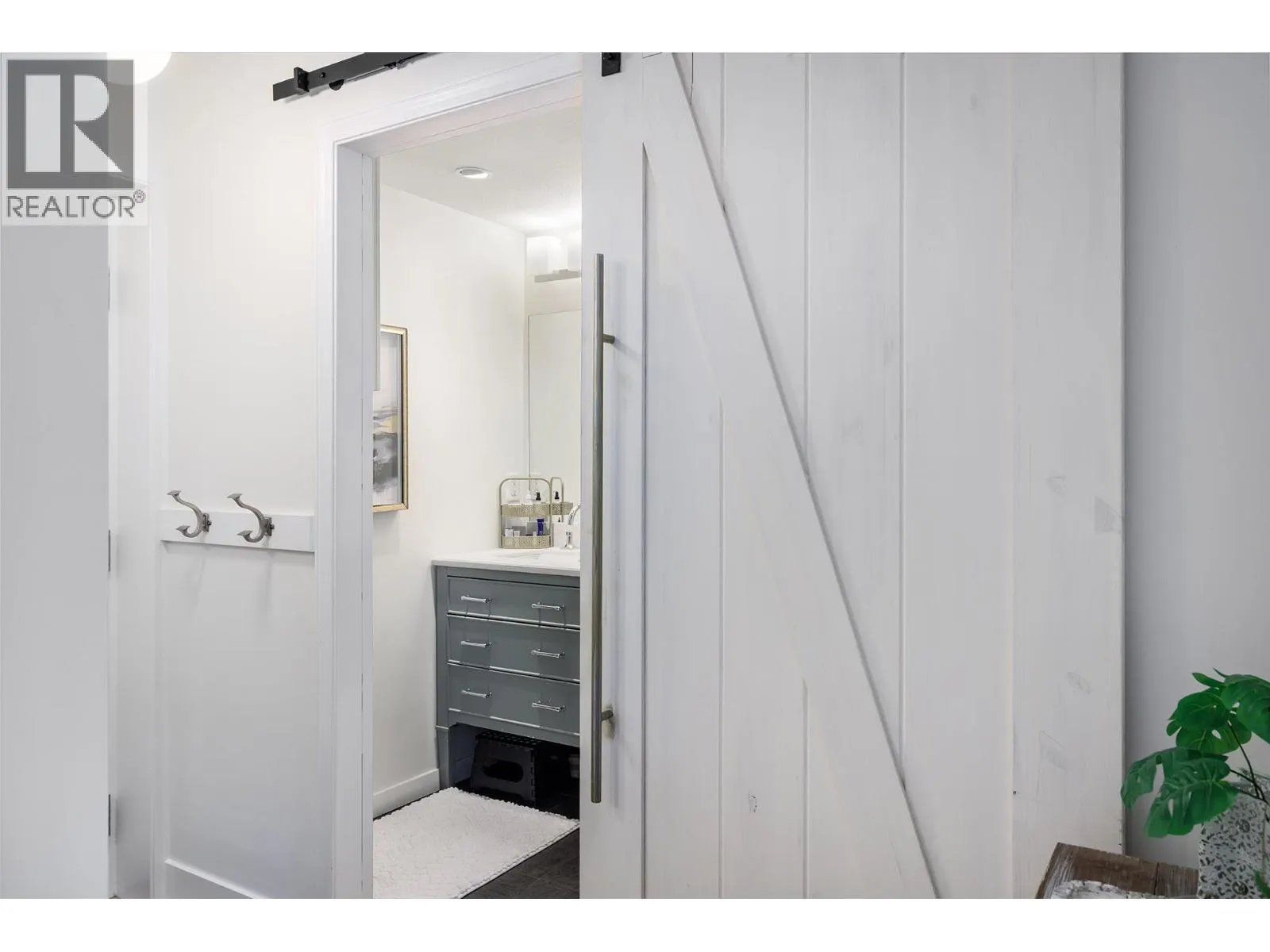 1088 Sunset Drive Unit# 247