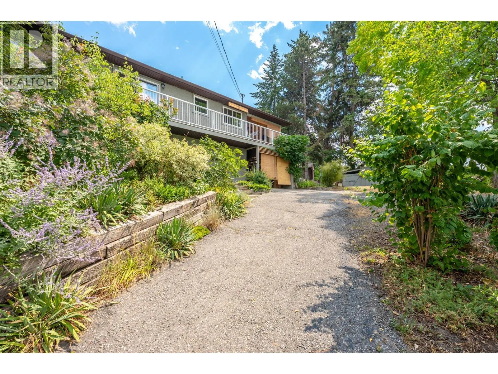 3812 Albrecht Road