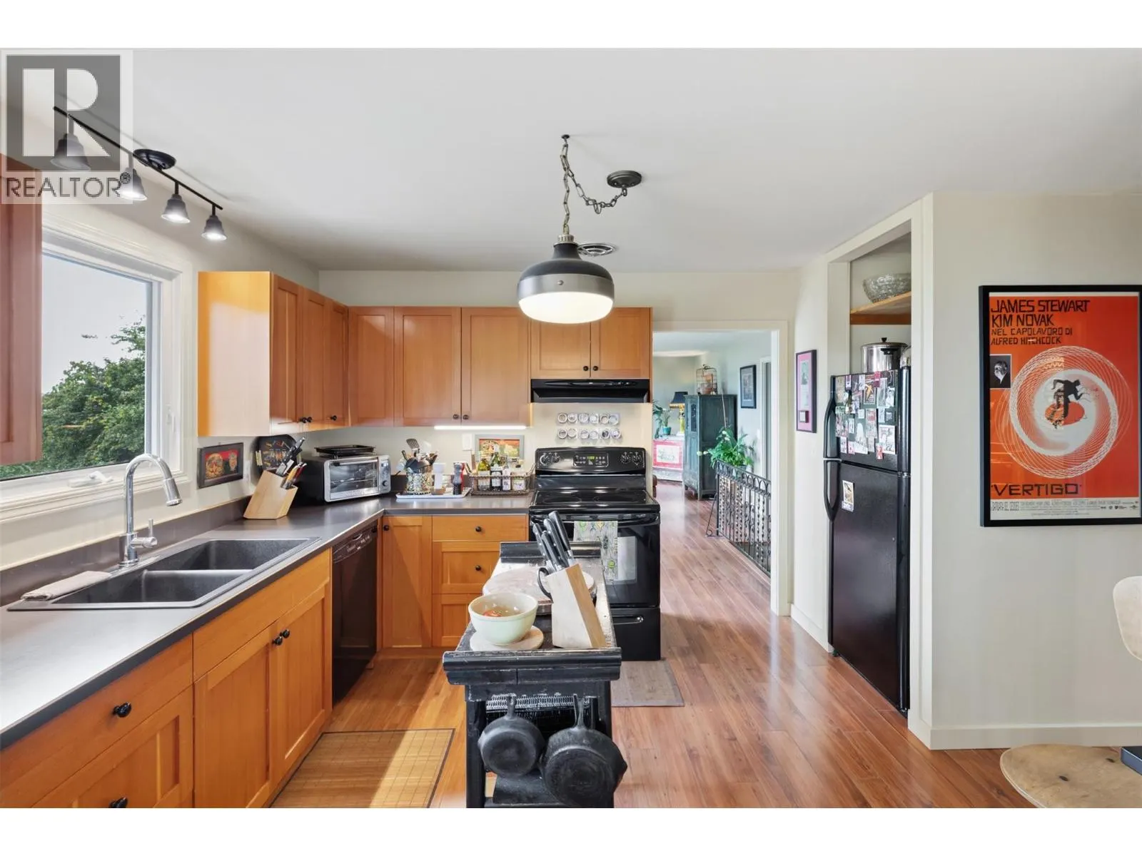 3812 Albrecht Road