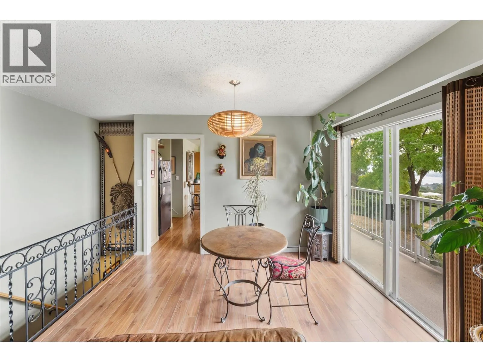 3812 Albrecht Road