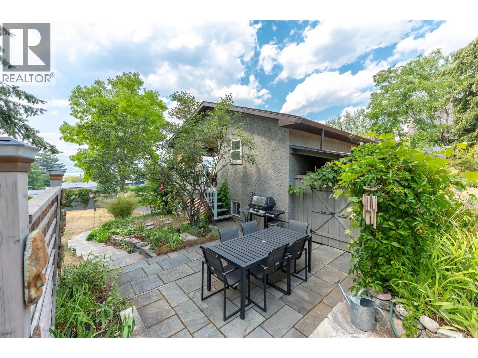3812 Albrecht Road