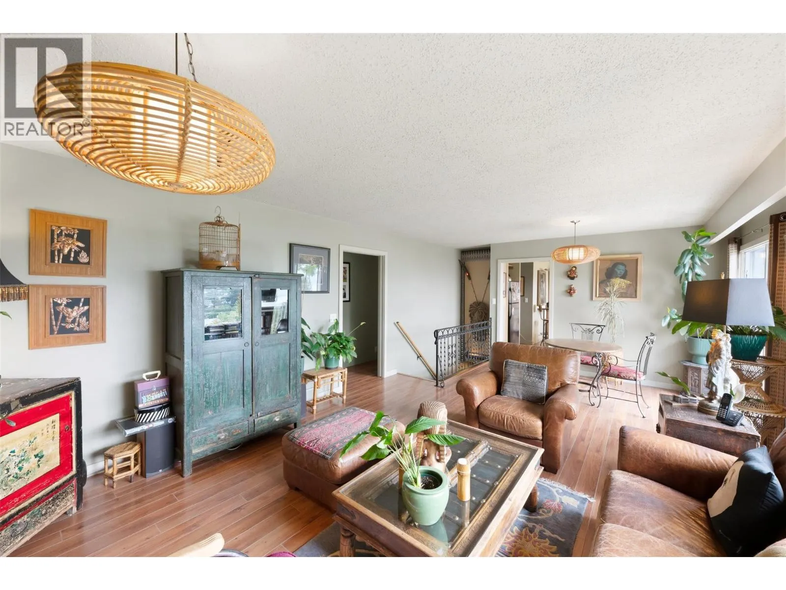 3812 Albrecht Road