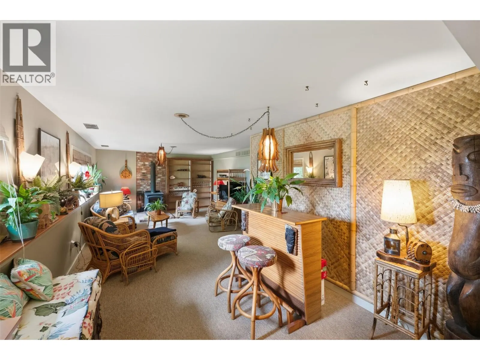 3812 Albrecht Road