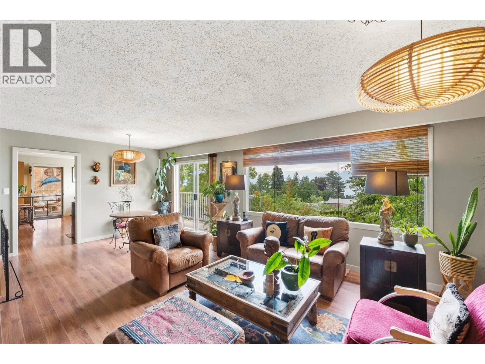 3812 Albrecht Road