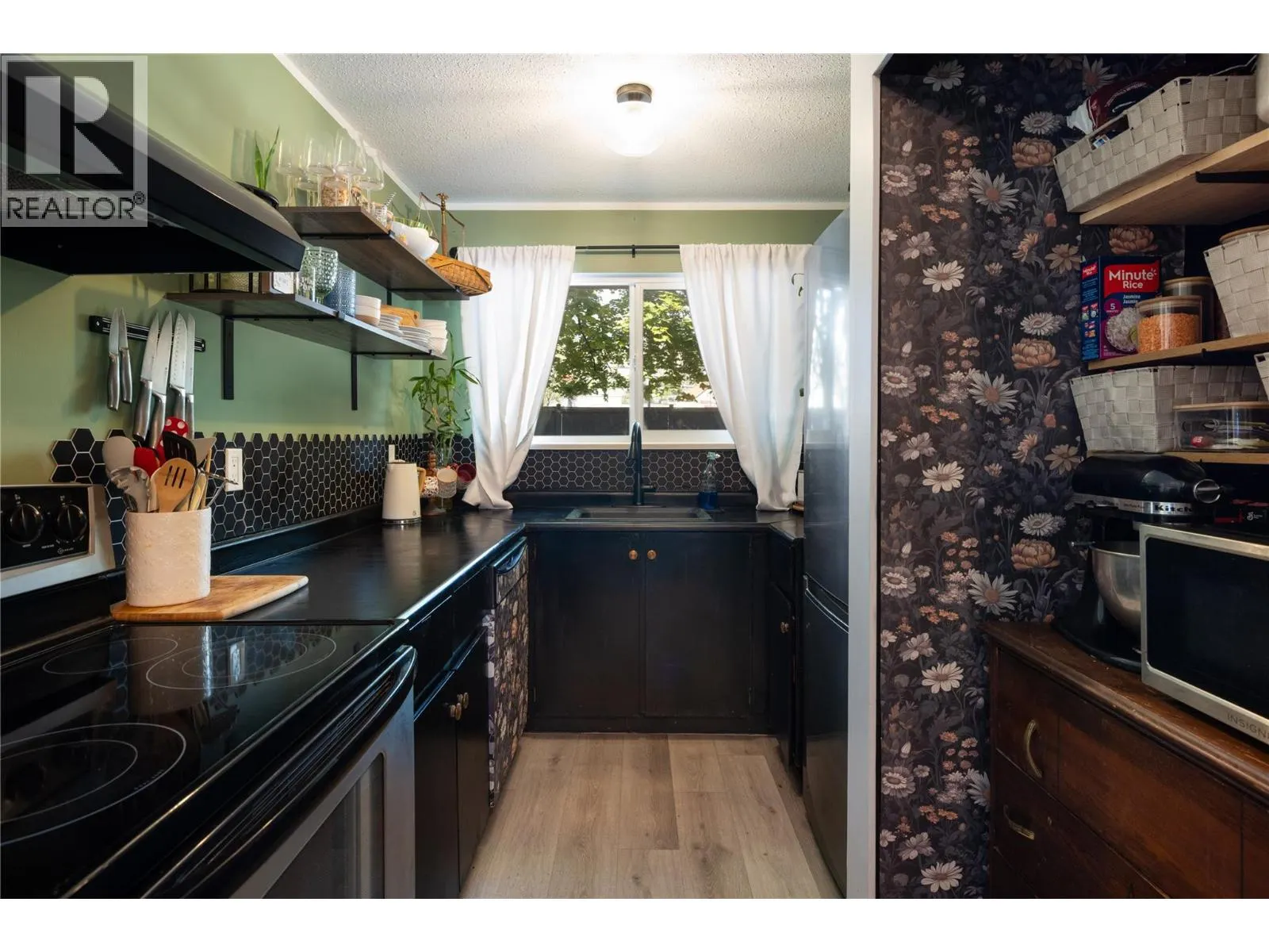 5300 25 Avenue Unit# 44