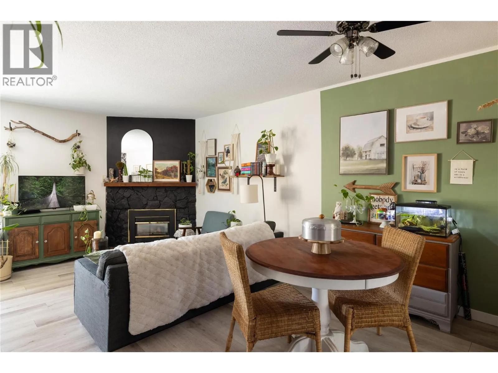 5300 25 Avenue Unit# 44