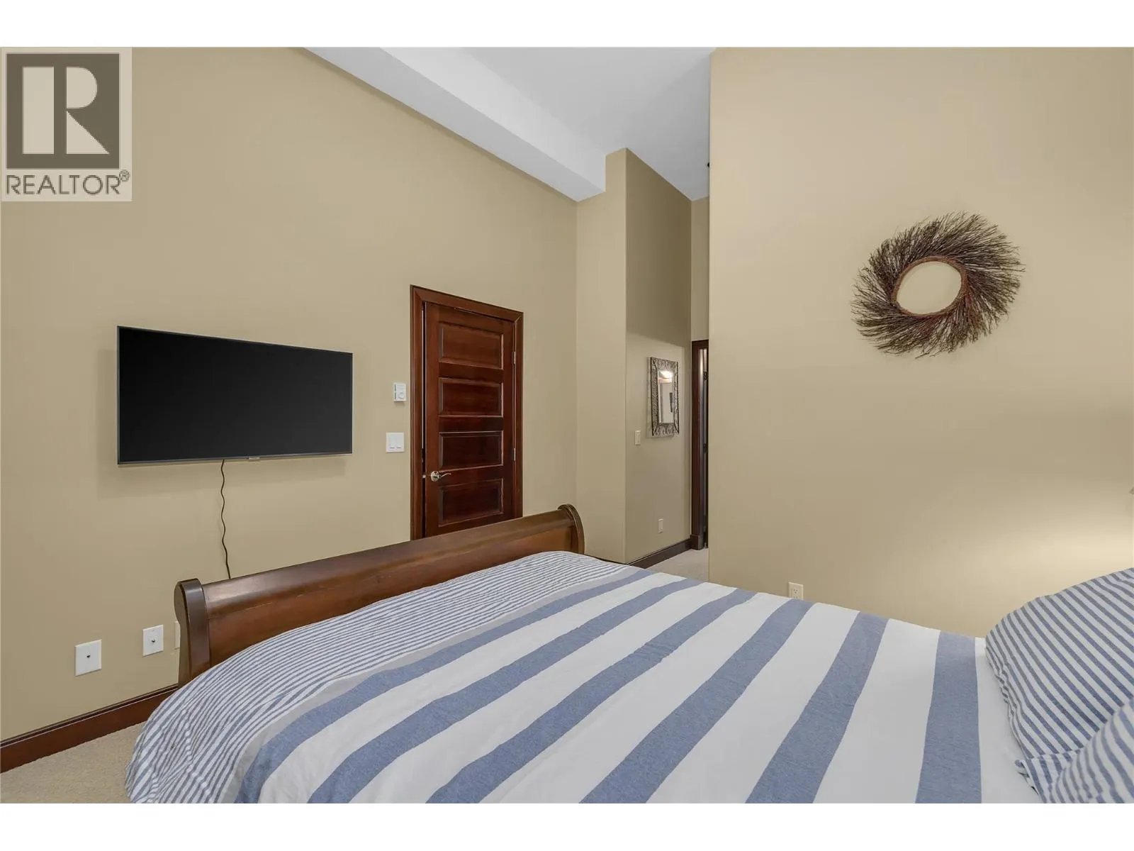 7700 Porcupine Road Unit# 3-104
