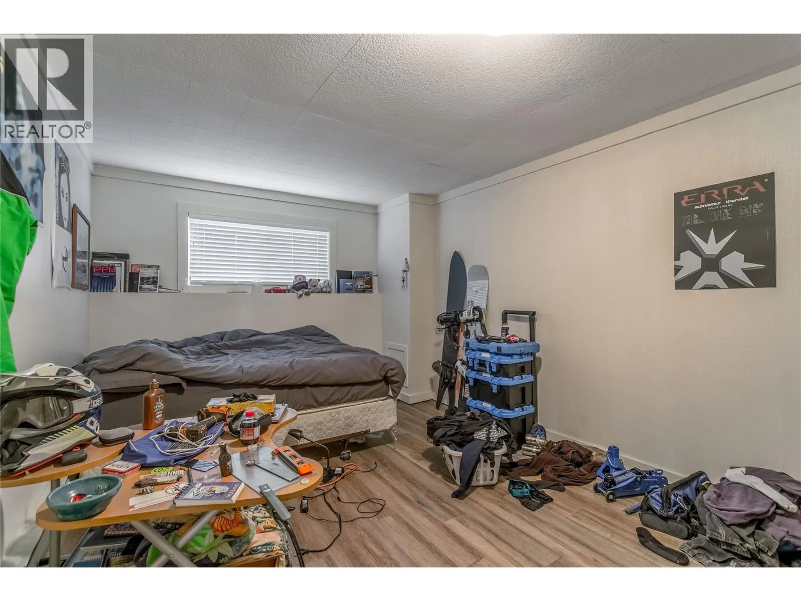 1105 Cactus Road