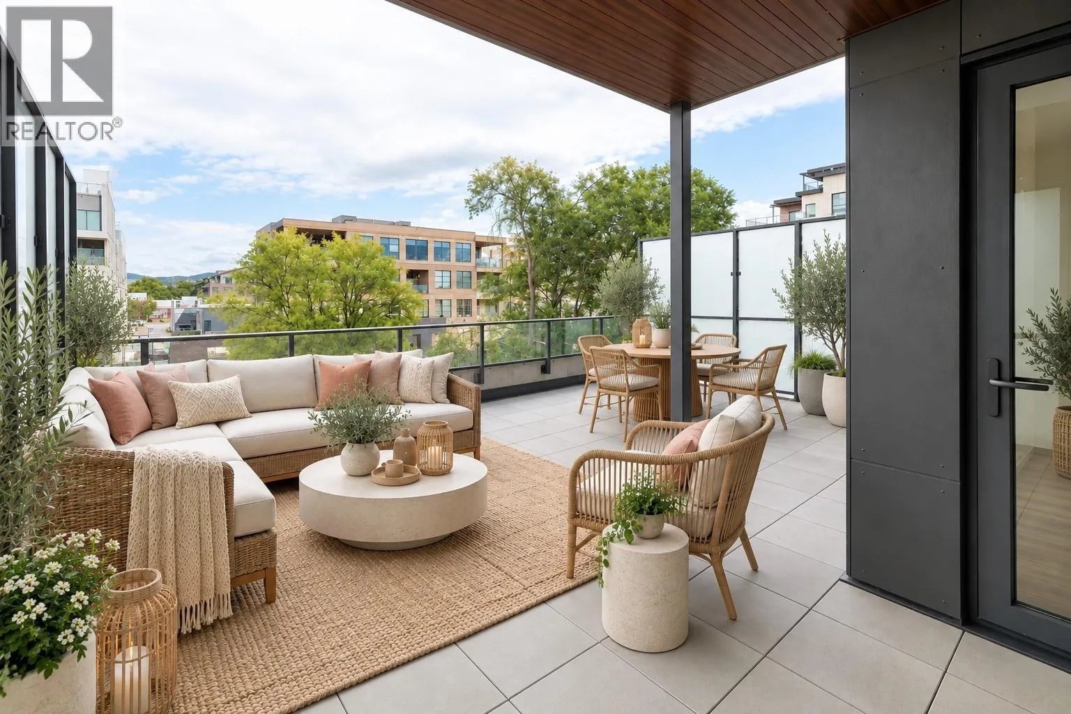 3051 Abbott Street Unit# 206