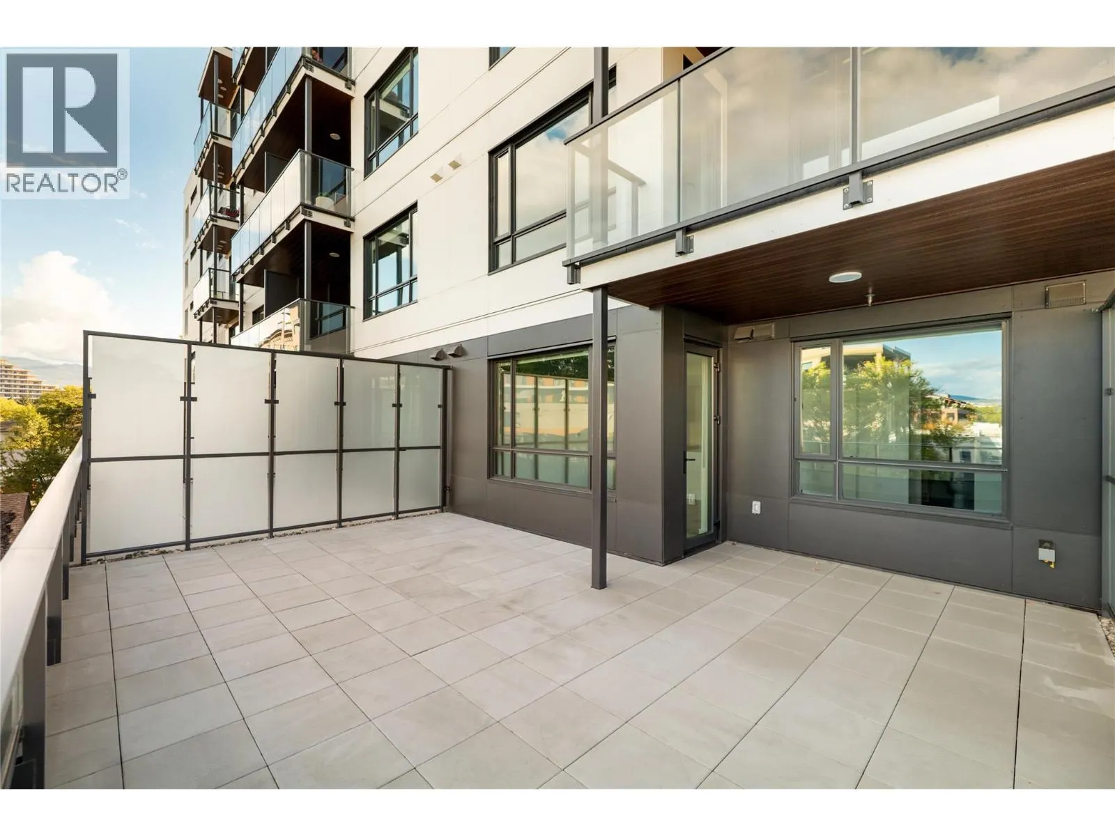 3051 Abbott Street Unit# 206