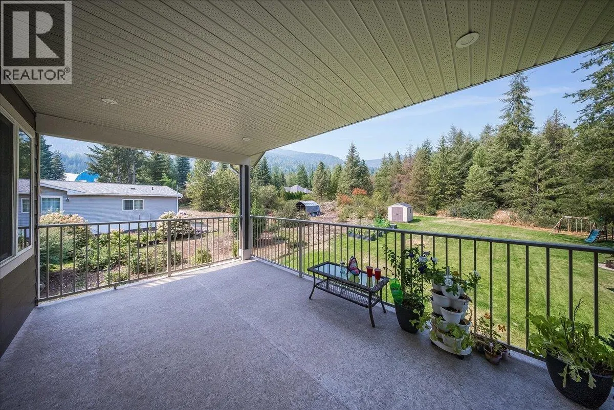 1065 LOWER CHINA CREEK Road