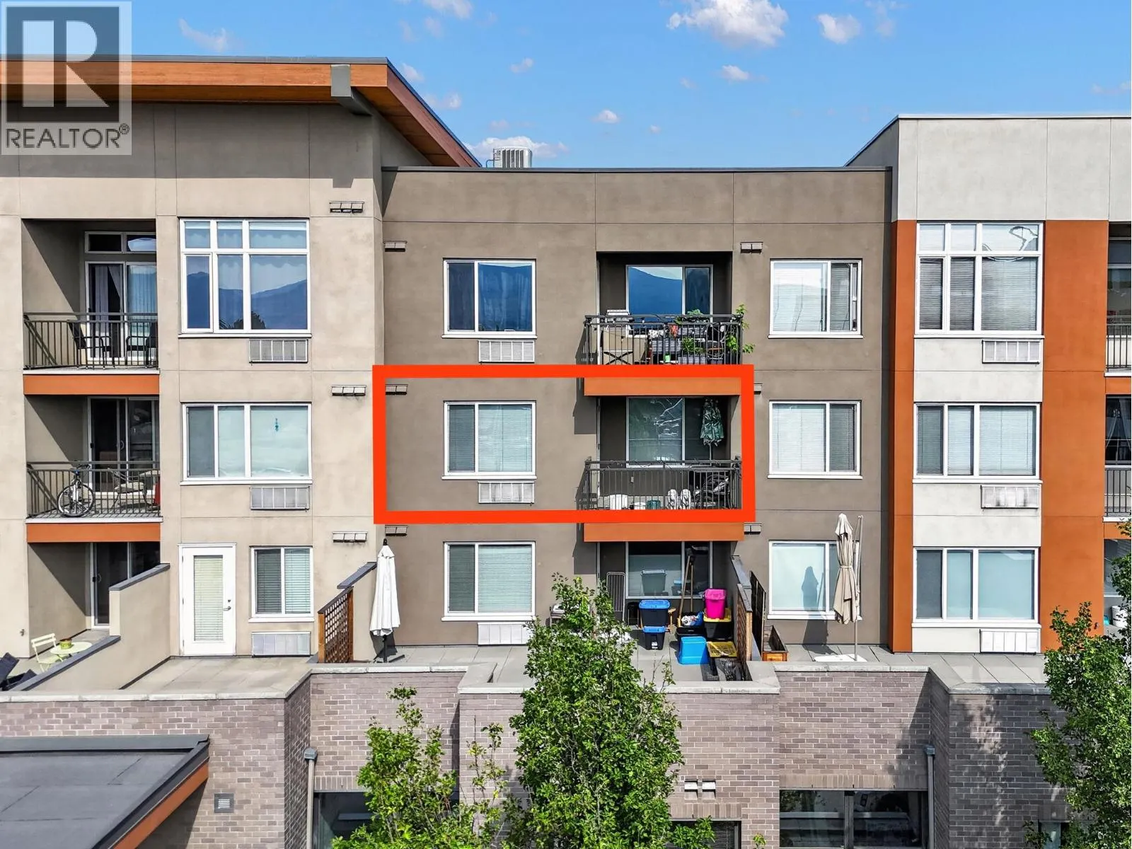 1550 Dickson Avenue Unit# 306