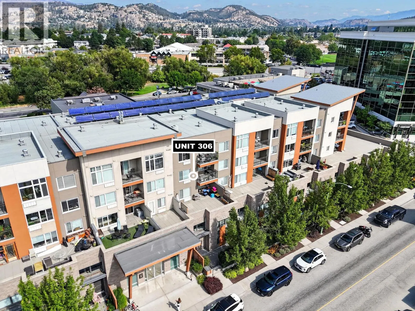 1550 Dickson Avenue Unit# 306