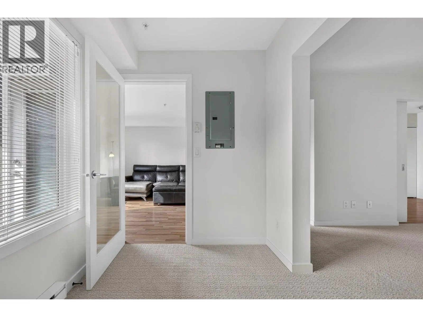 1550 Dickson Avenue Unit# 306