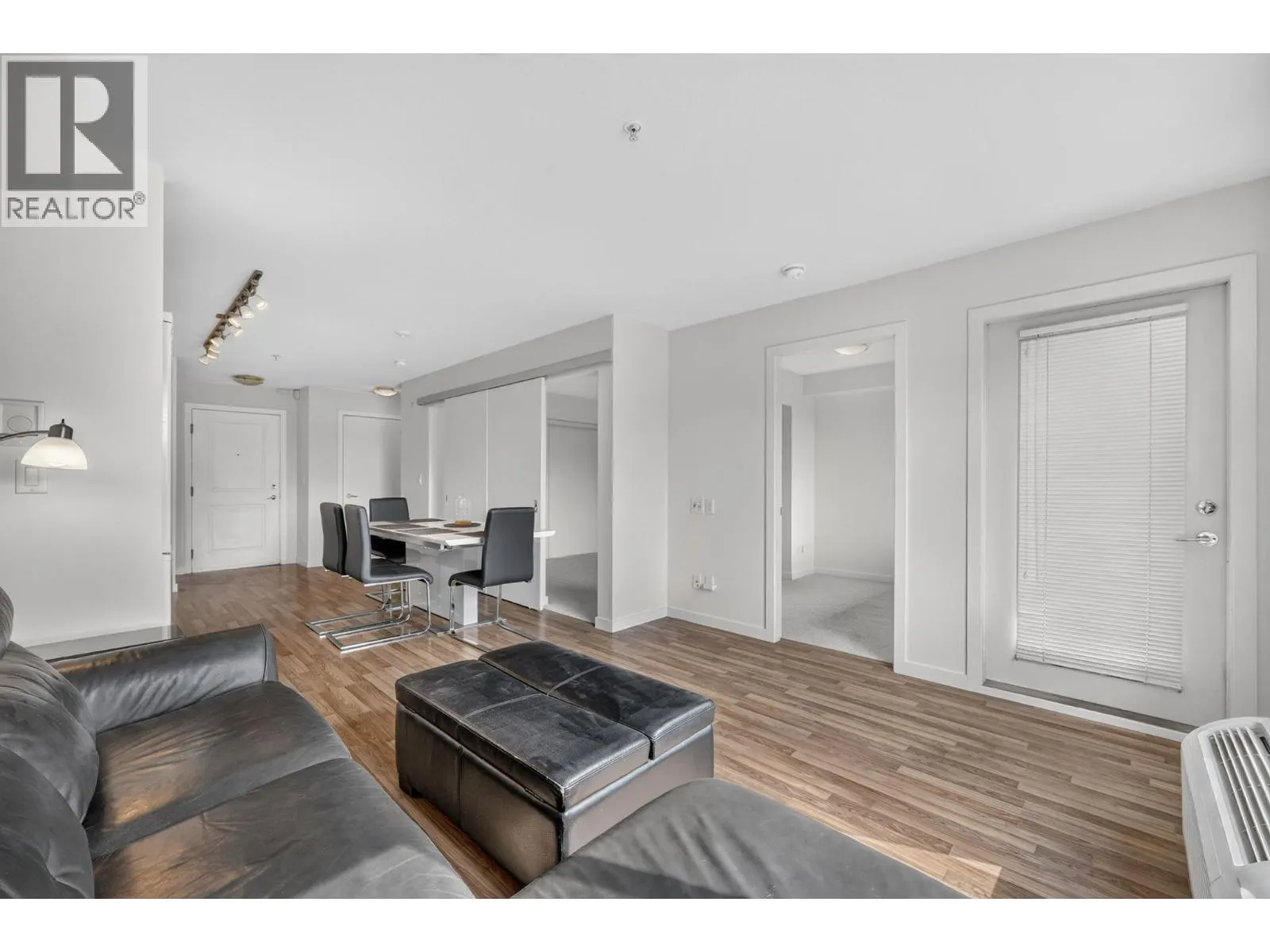 1550 Dickson Avenue Unit# 306
