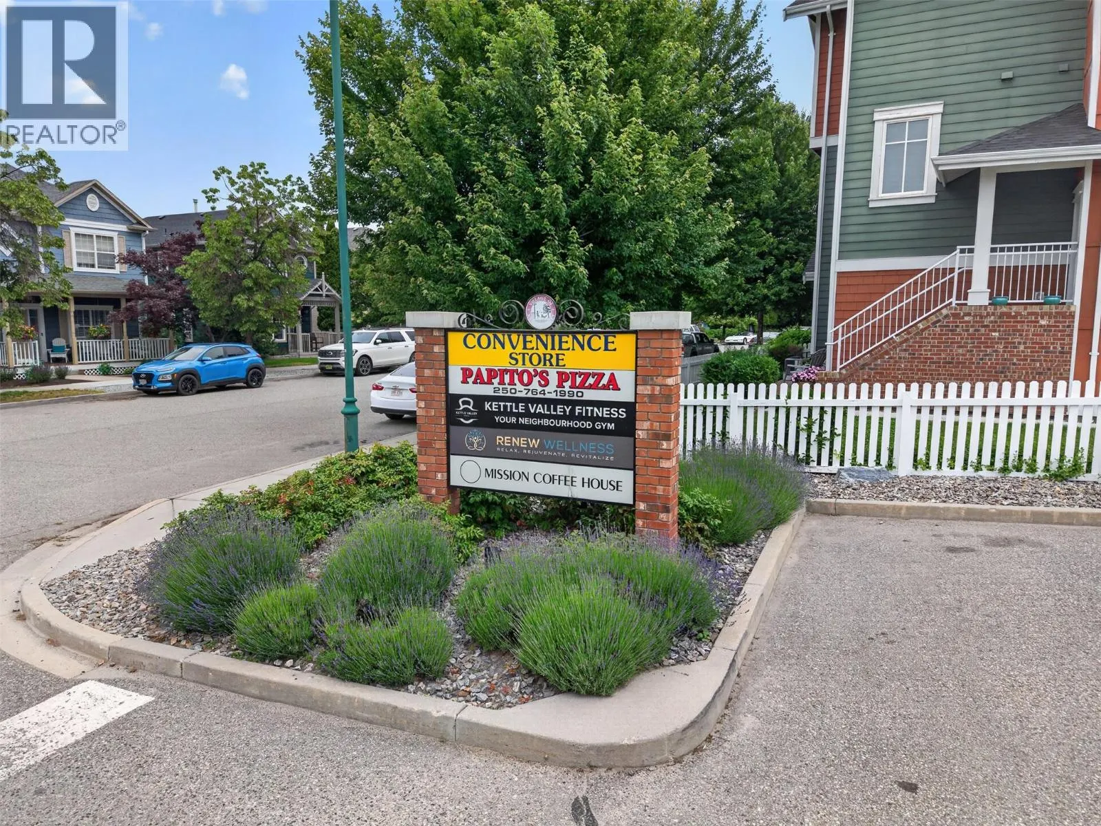 433 McCarren Avenue Unit# 9