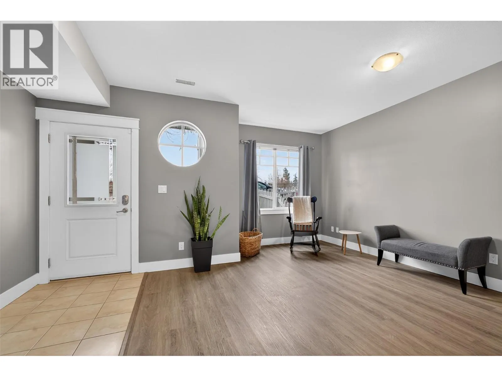 433 McCarren Avenue Unit# 9