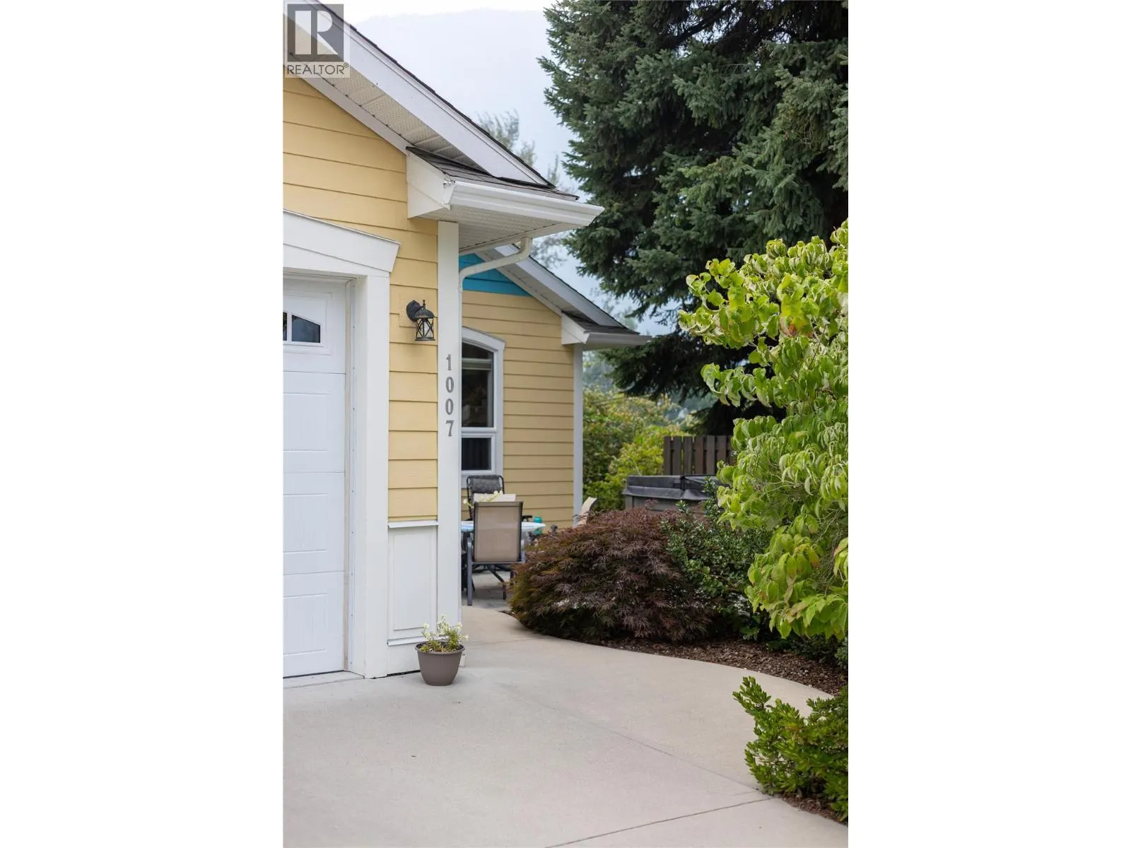 1007 Fourth Street