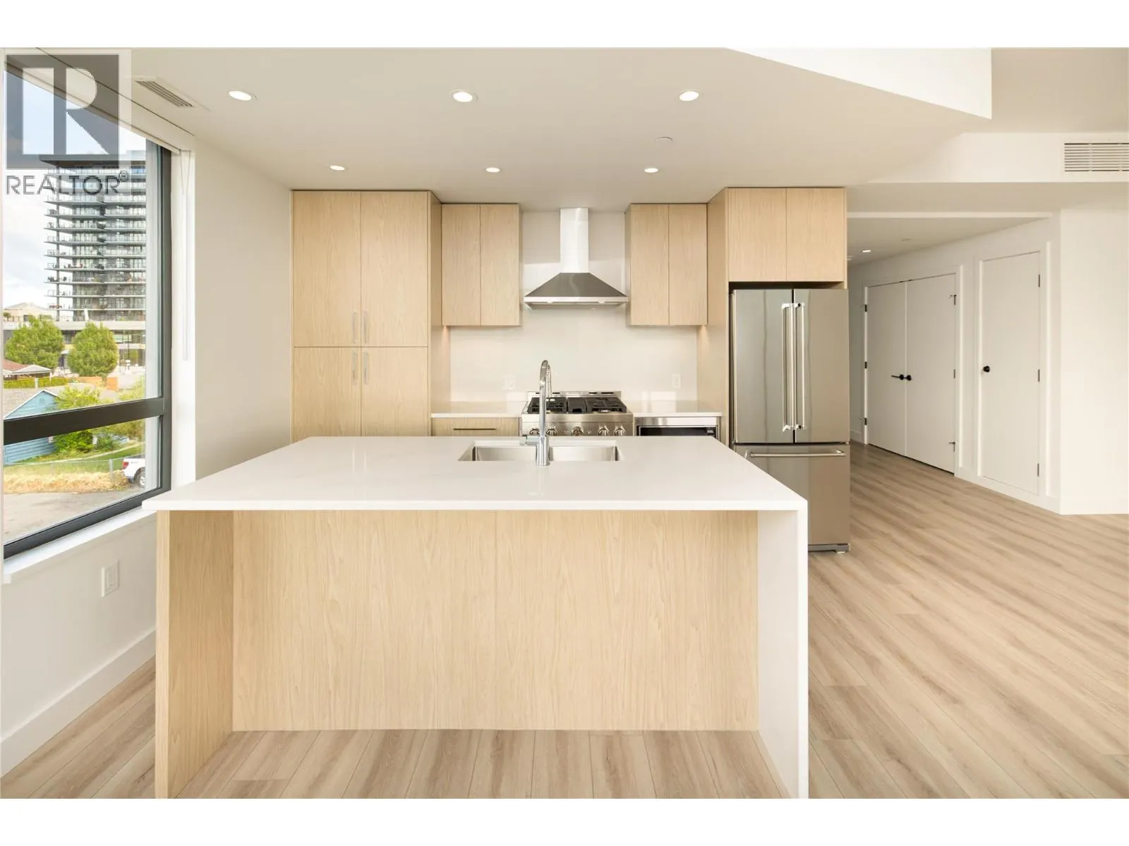 3051 Abbott Street Unit# 216