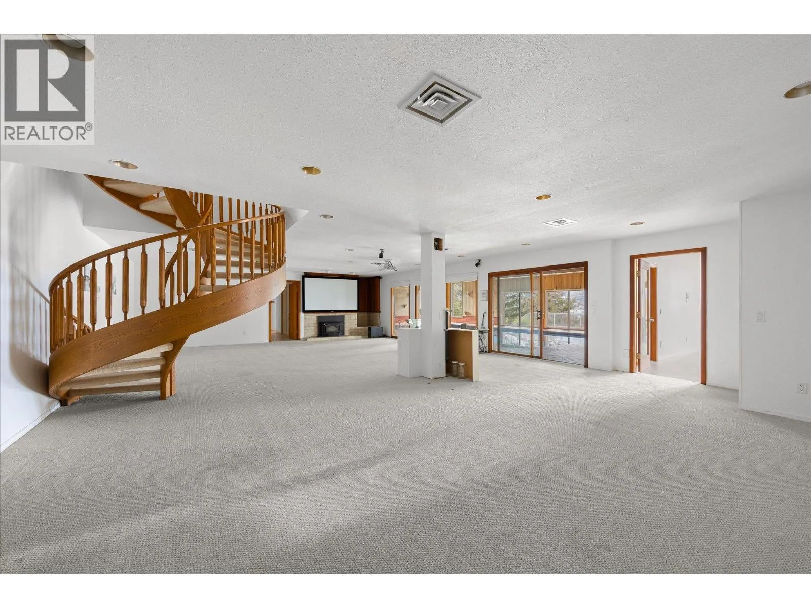 1045 Bartholomew Court