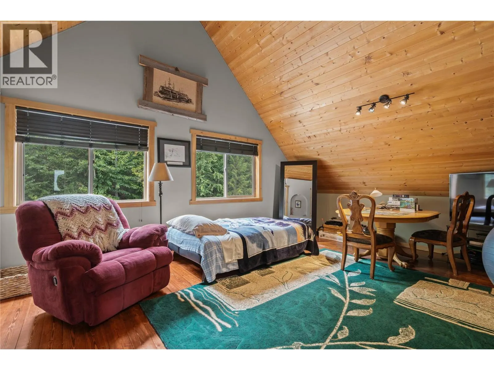 310 Grandview Bench Road