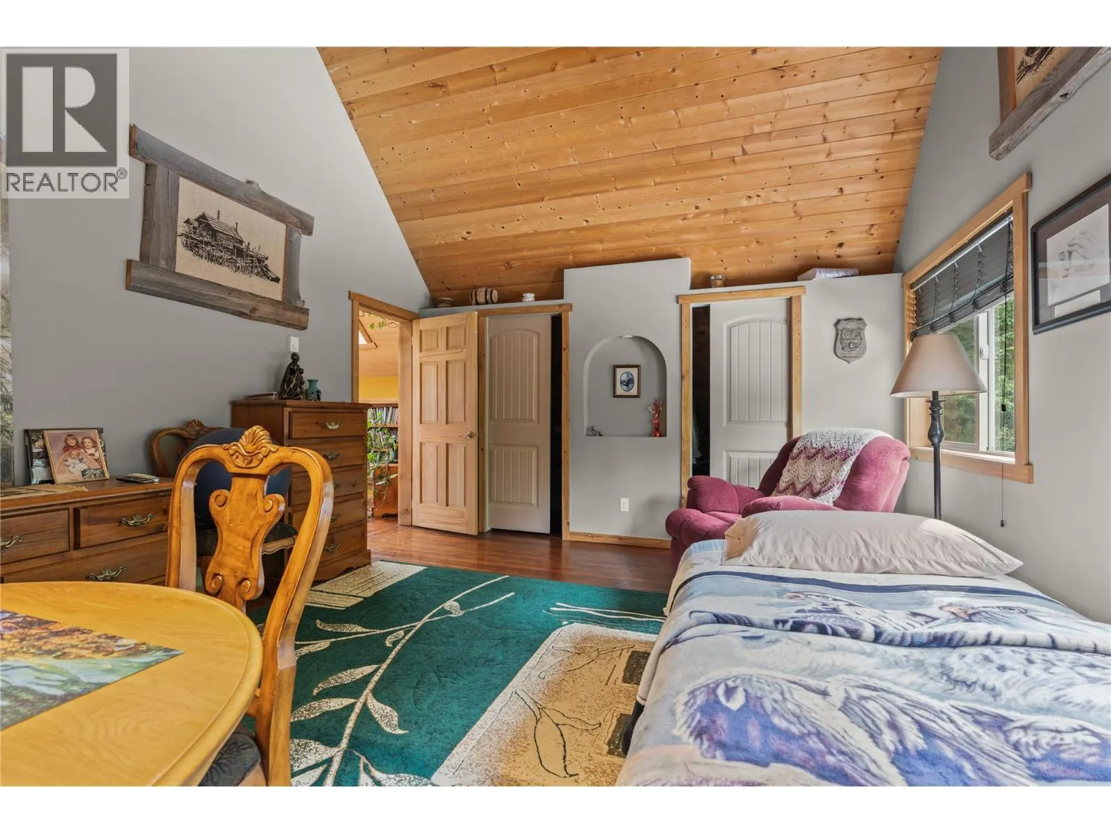 310 Grandview Bench Road