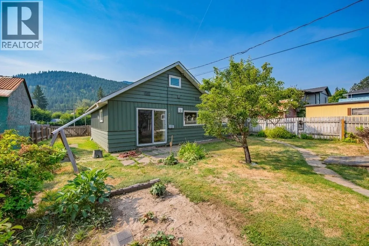 5727 Ponderosa Road