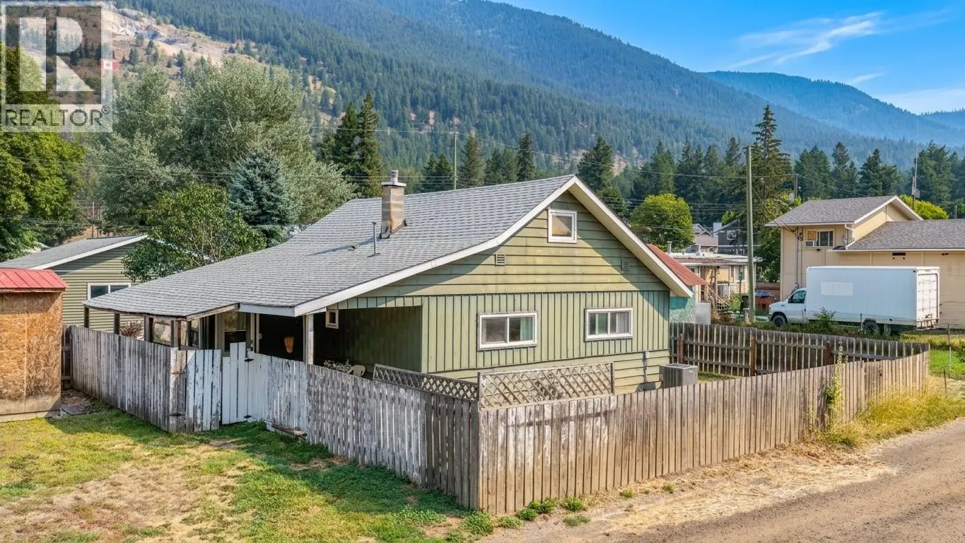 5727 Ponderosa Road