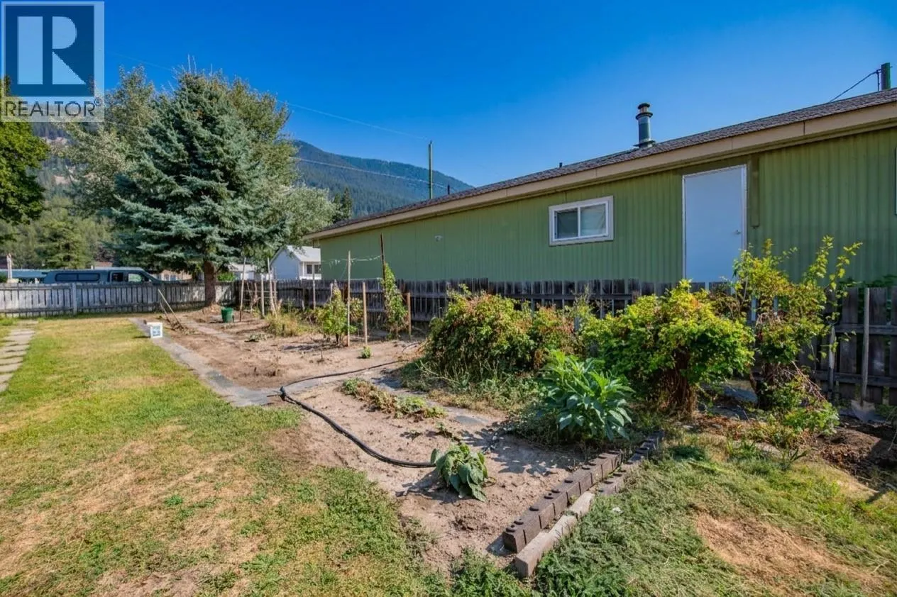5727 Ponderosa Road