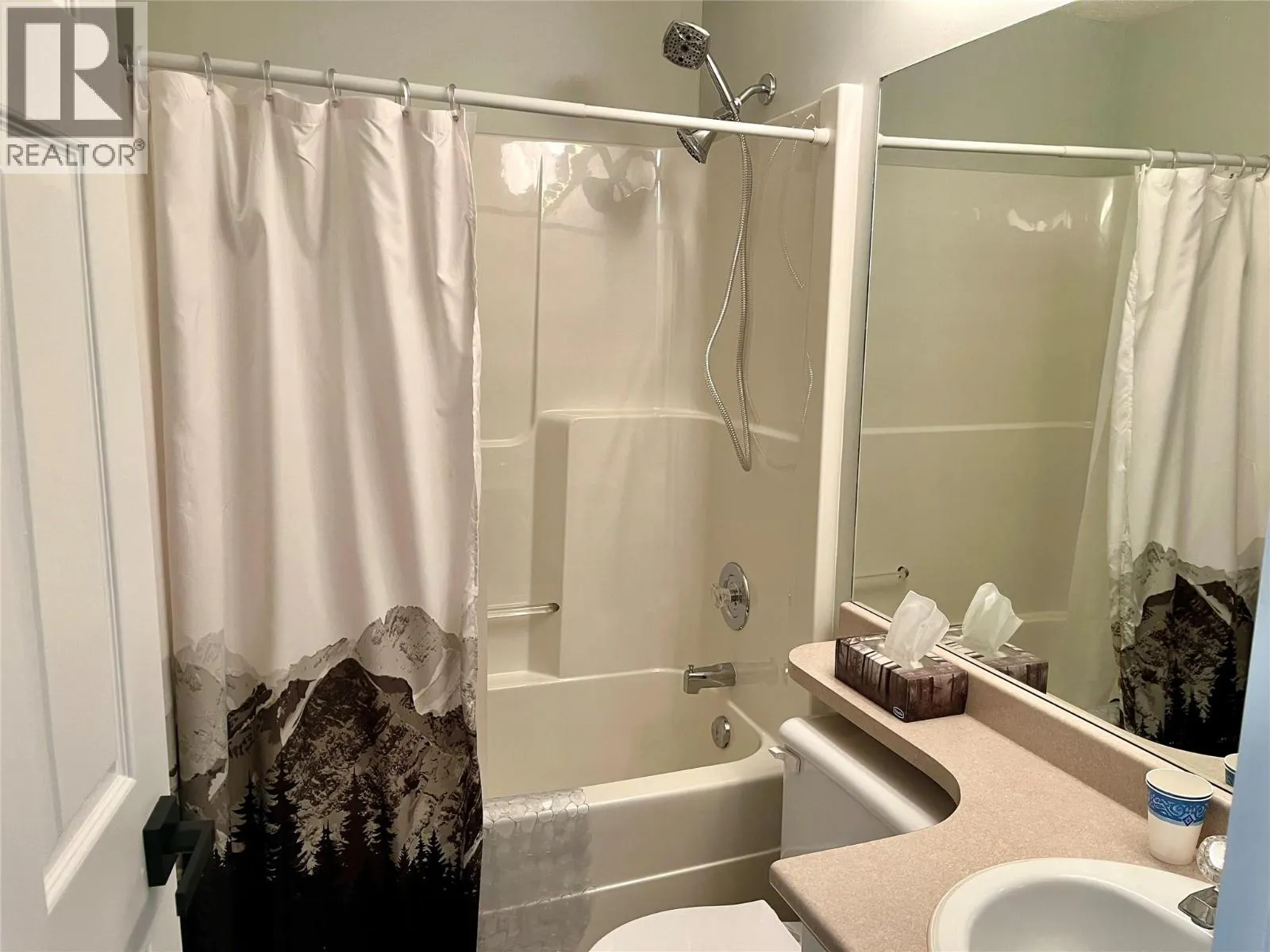 1902 46 Avenue Unit# 2