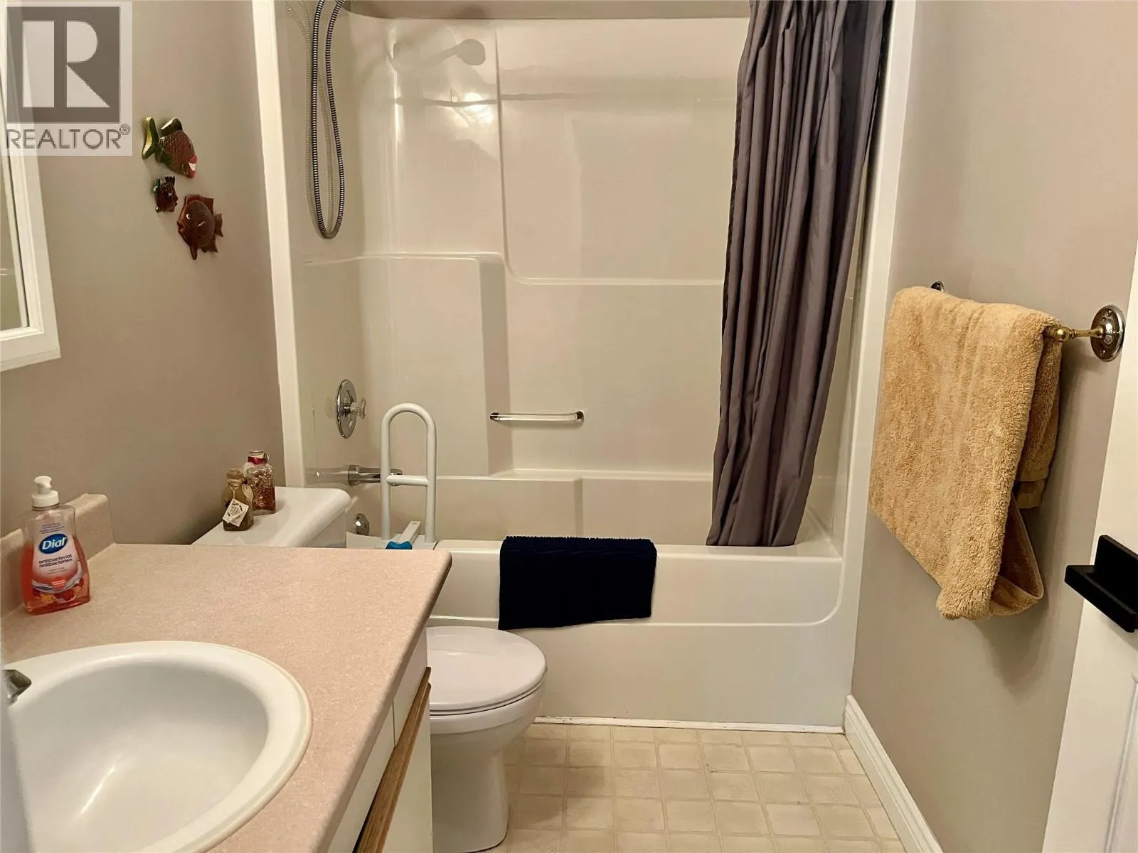 1902 46 Avenue Unit# 2