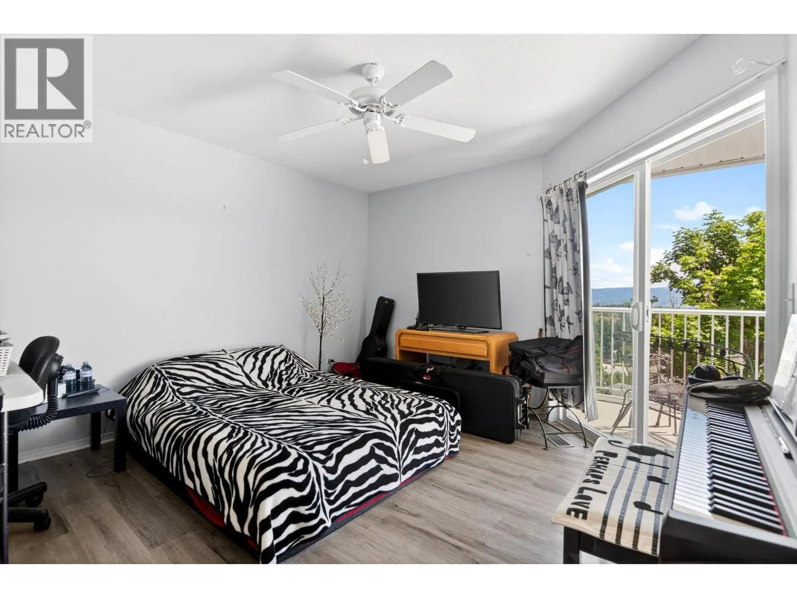 2272 Shannon Hills Drive