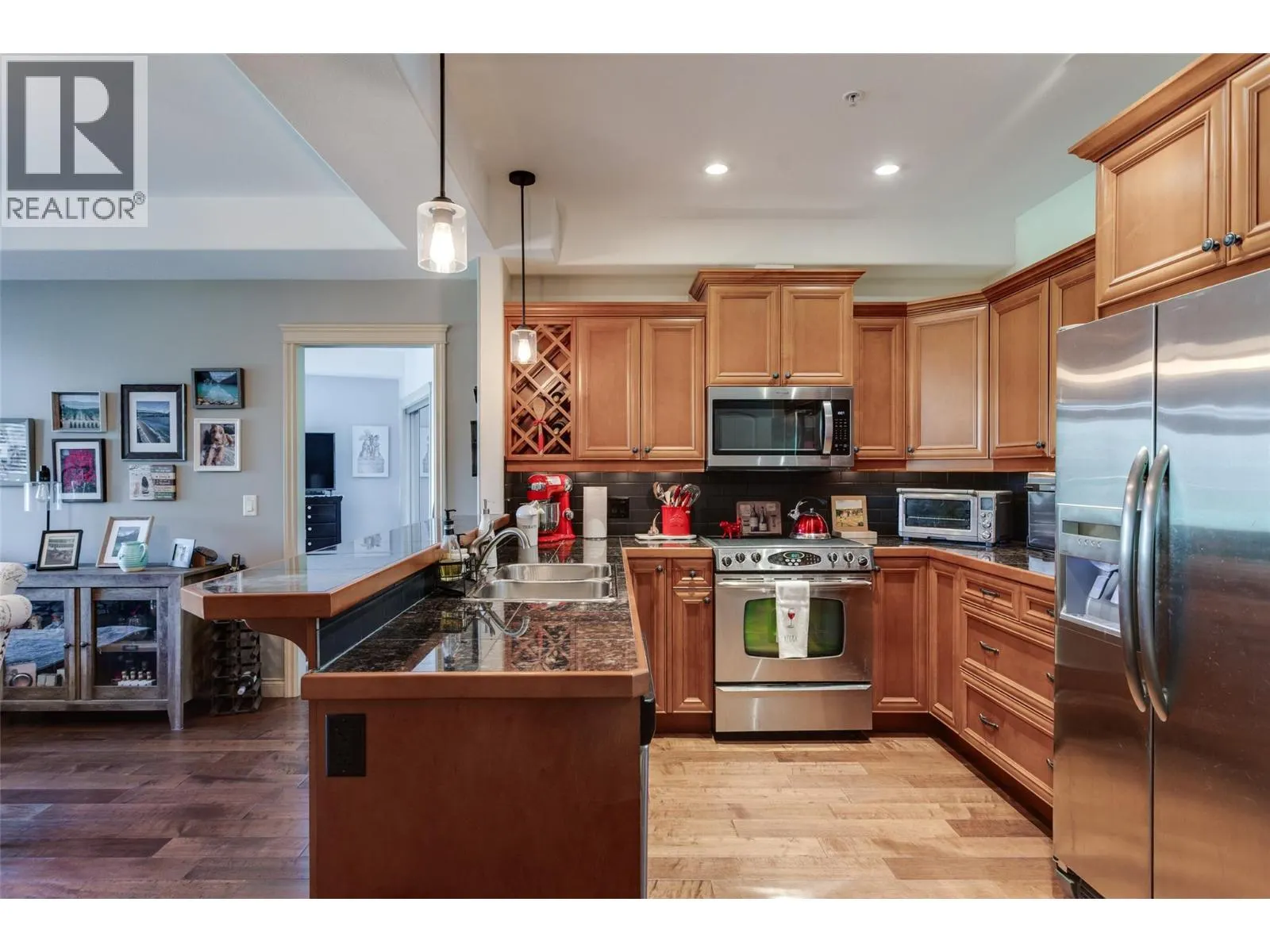 2760 Auburn Road Unit# 212