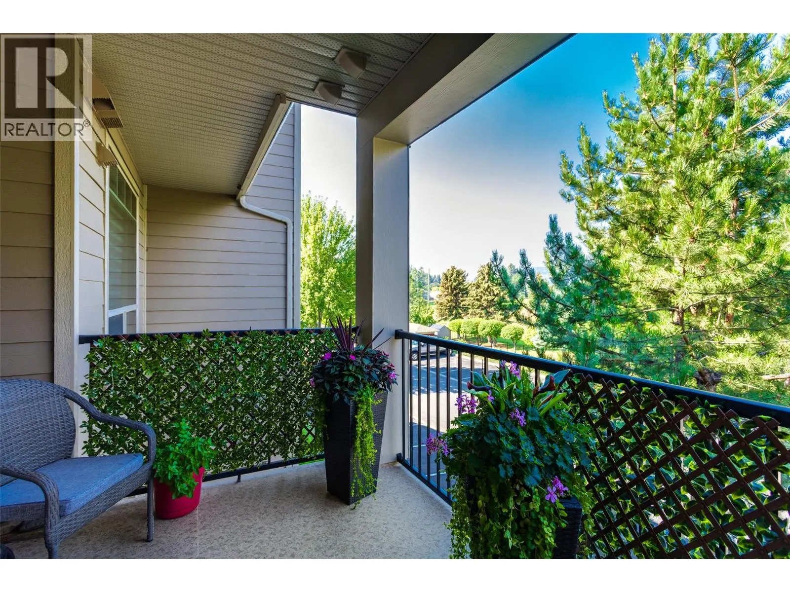 2760 Auburn Road Unit# 212