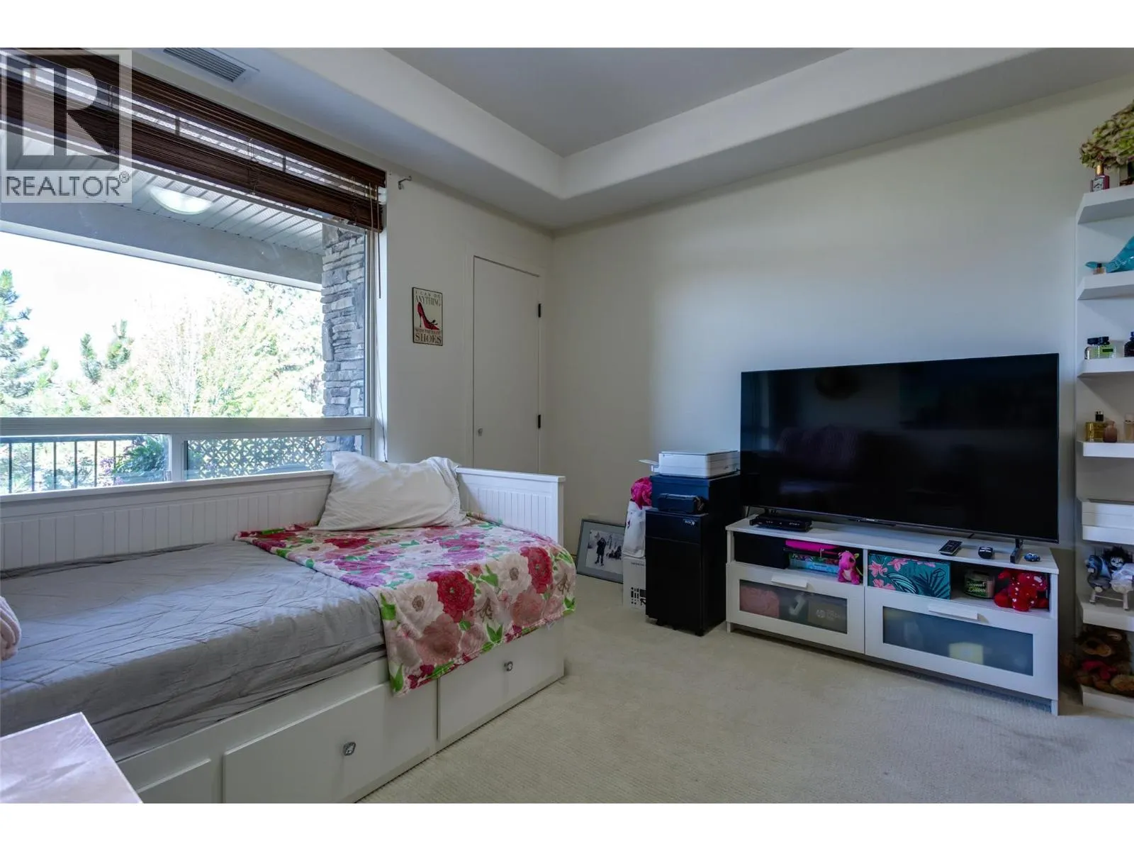2760 Auburn Road Unit# 212