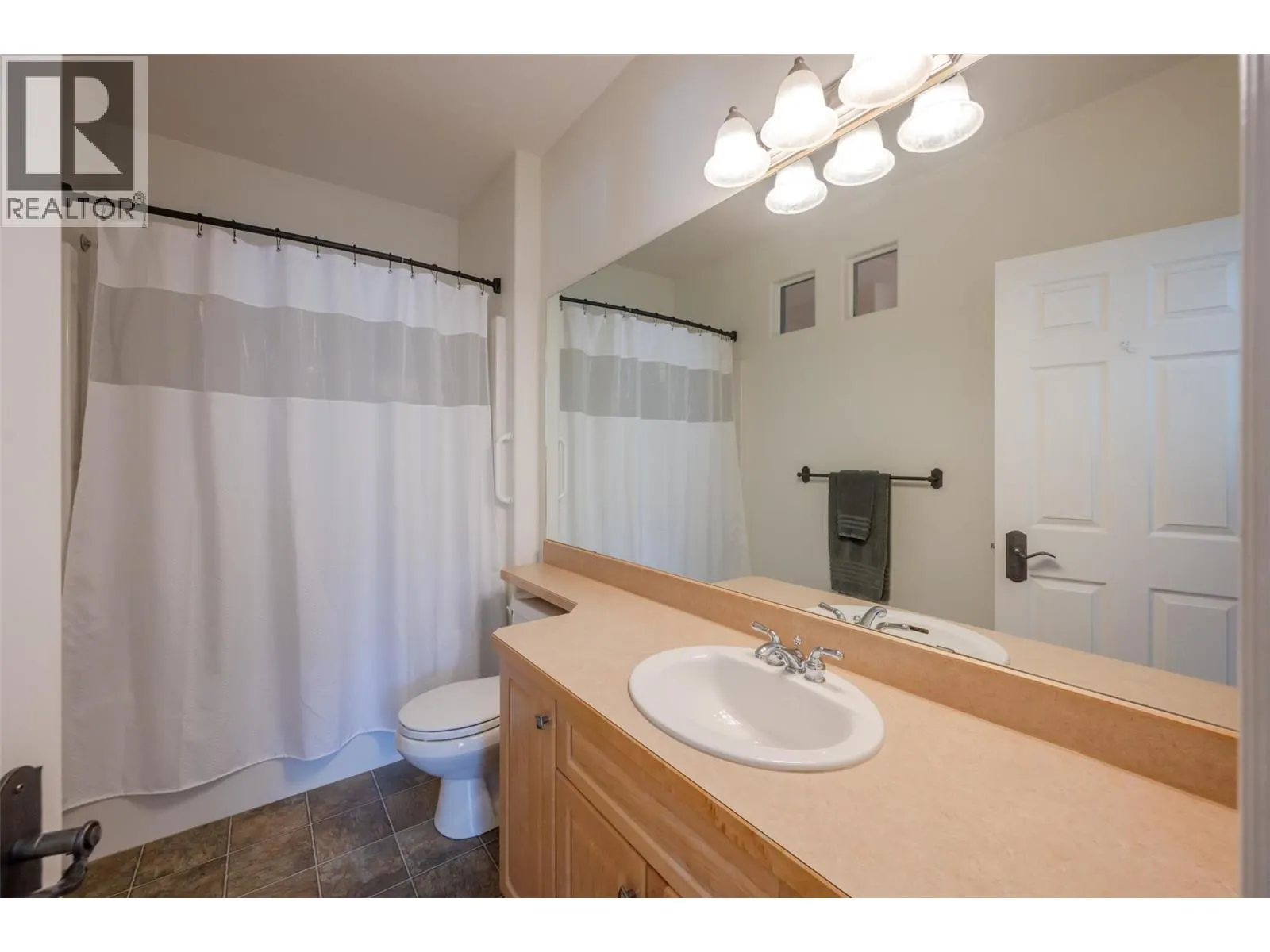 1065 Churchill Avenue Unit# 102